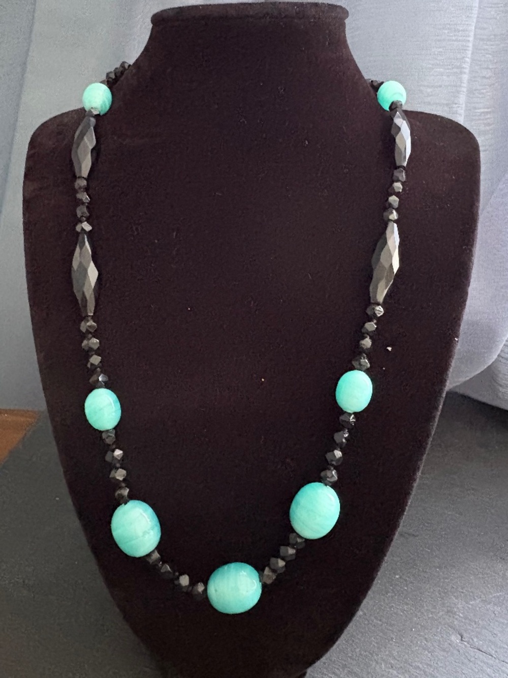 Vintage 50s 60s Aqua Turquoise Art Glass Bead Necklace Knotted Black Jet Crystal
